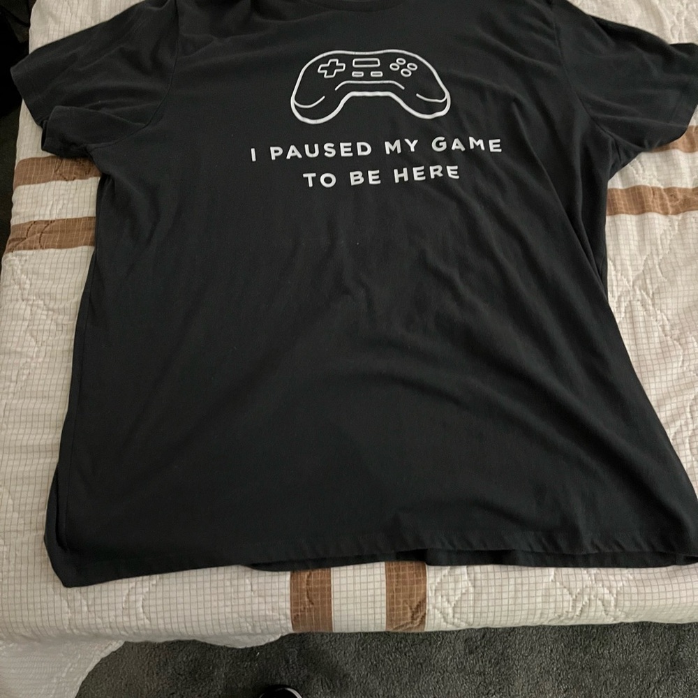Black Graphic Tee - I Paused My Game